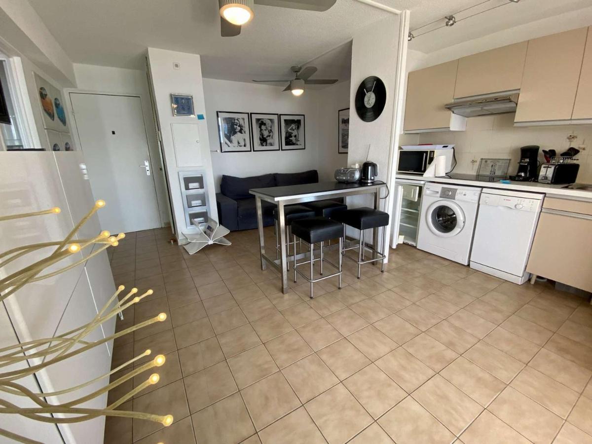 Superbe Apt 2P Front De Mer Pour 4 Pers Avec Terrasse - Cavalaire-Sur-Mer - Fr-1-226B-162 Luaran gambar