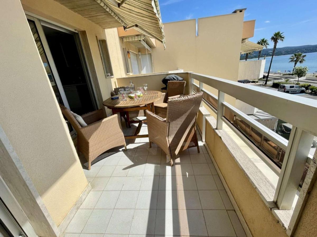 Superbe Apt 2P Front De Mer Pour 4 Pers Avec Terrasse - Cavalaire-Sur-Mer - Fr-1-226B-162 Luaran gambar
